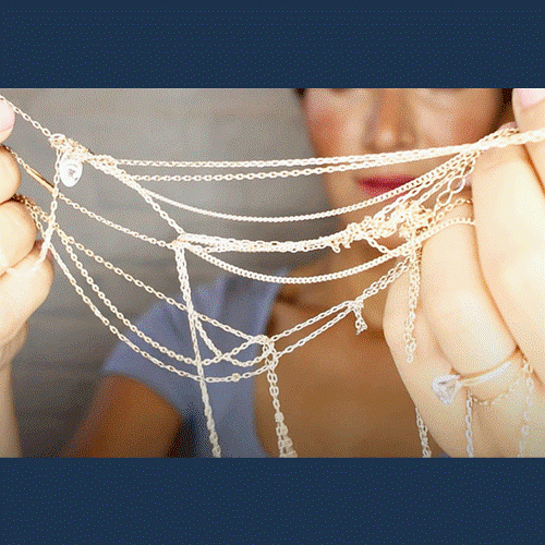 how to untangle a necklace