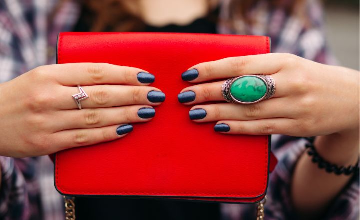 stay classy with simple nail design